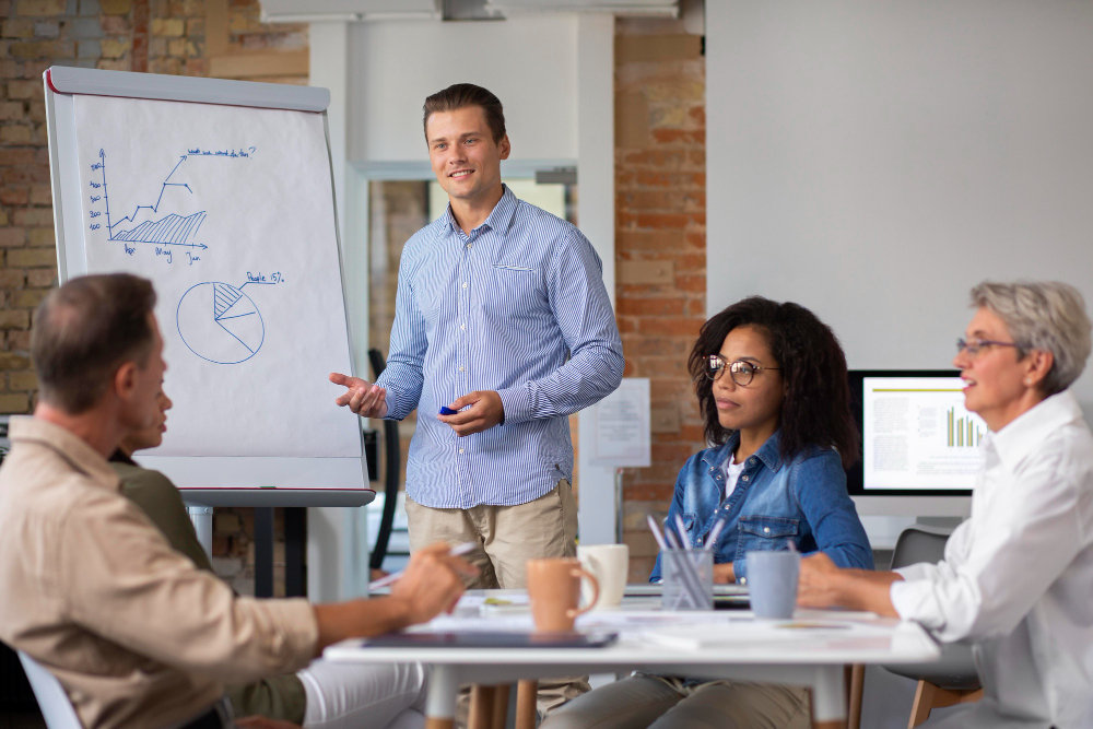 empreendedores fazendo capacitação profissional